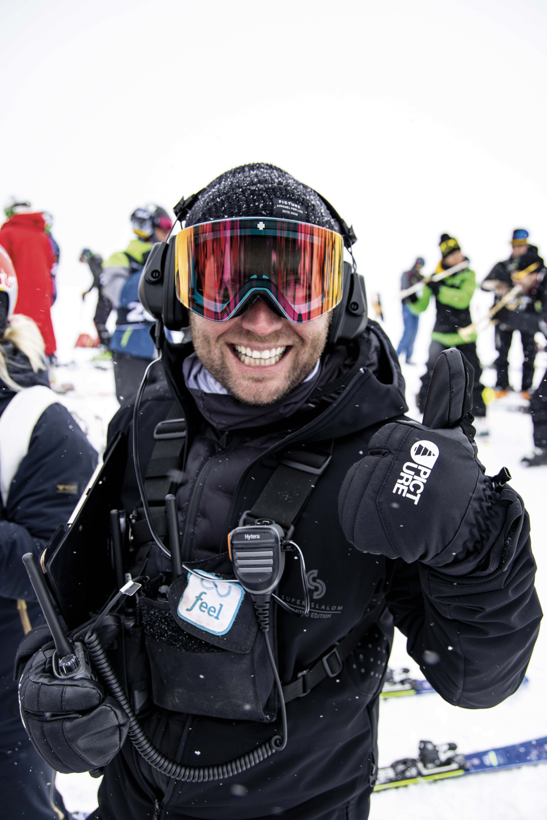 homme sur un evenement sous la neige