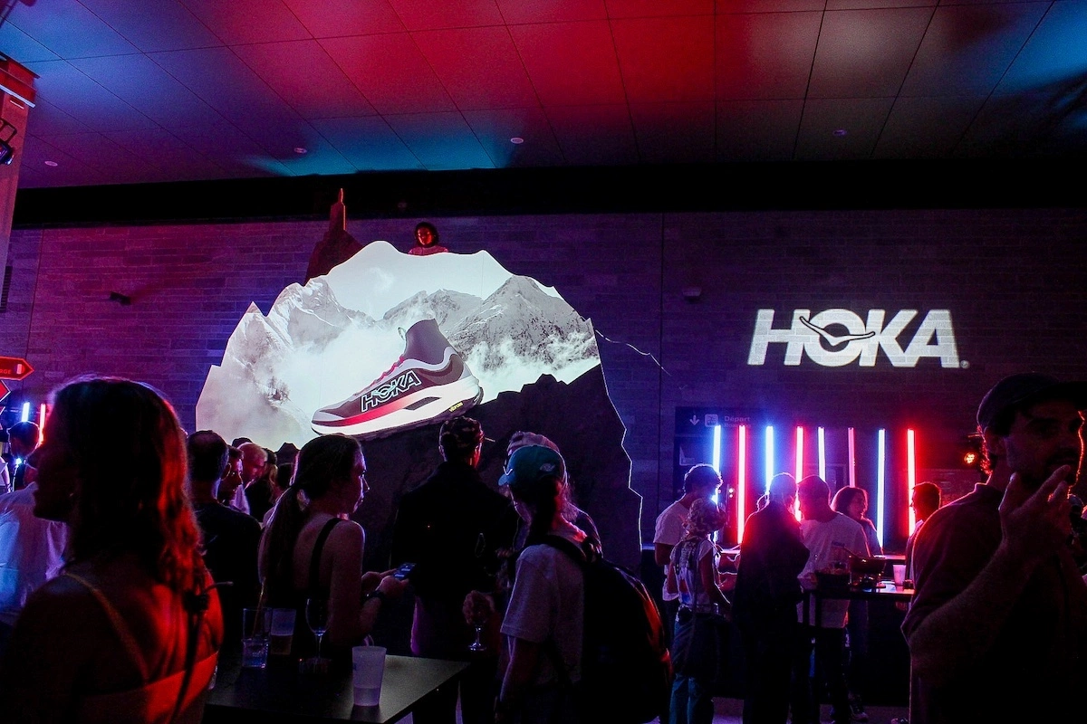 miniature-hoka-tecton-x3-party